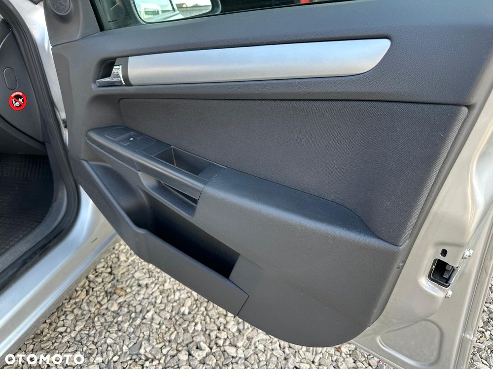 Opel Astra 1.8 Edition Plus - 15