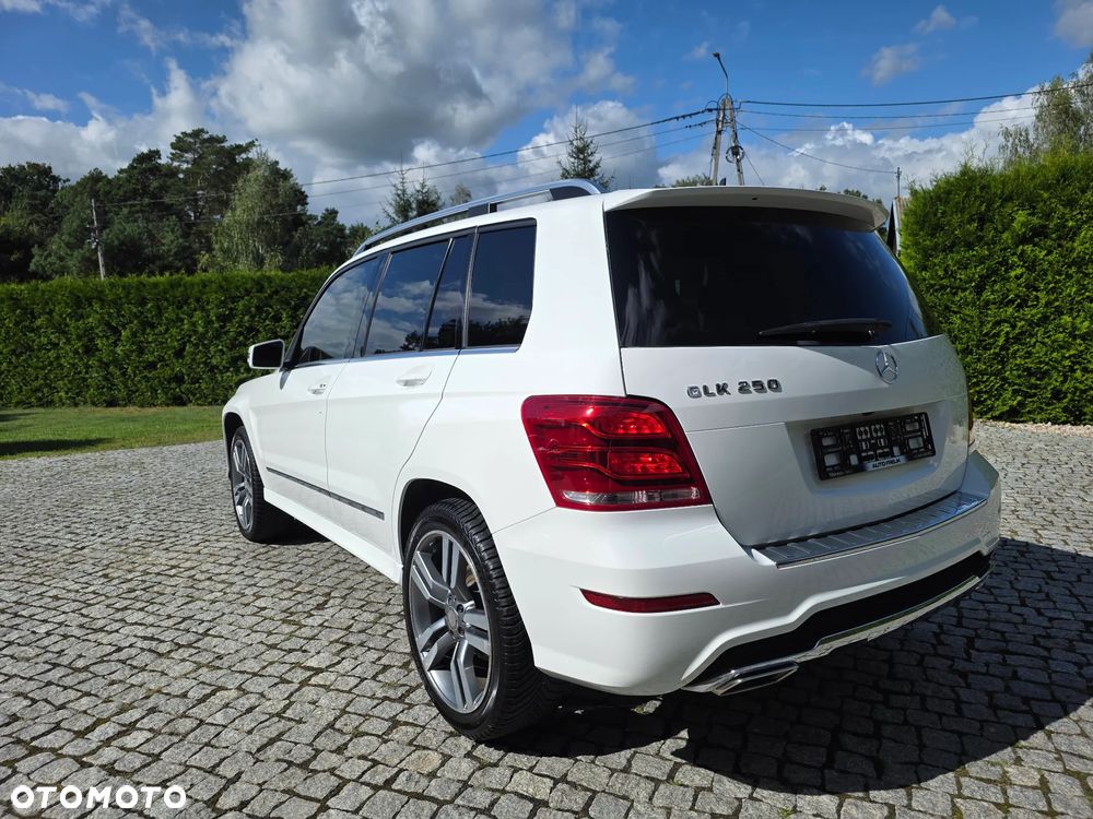 Mercedes-Benz GLK - 22