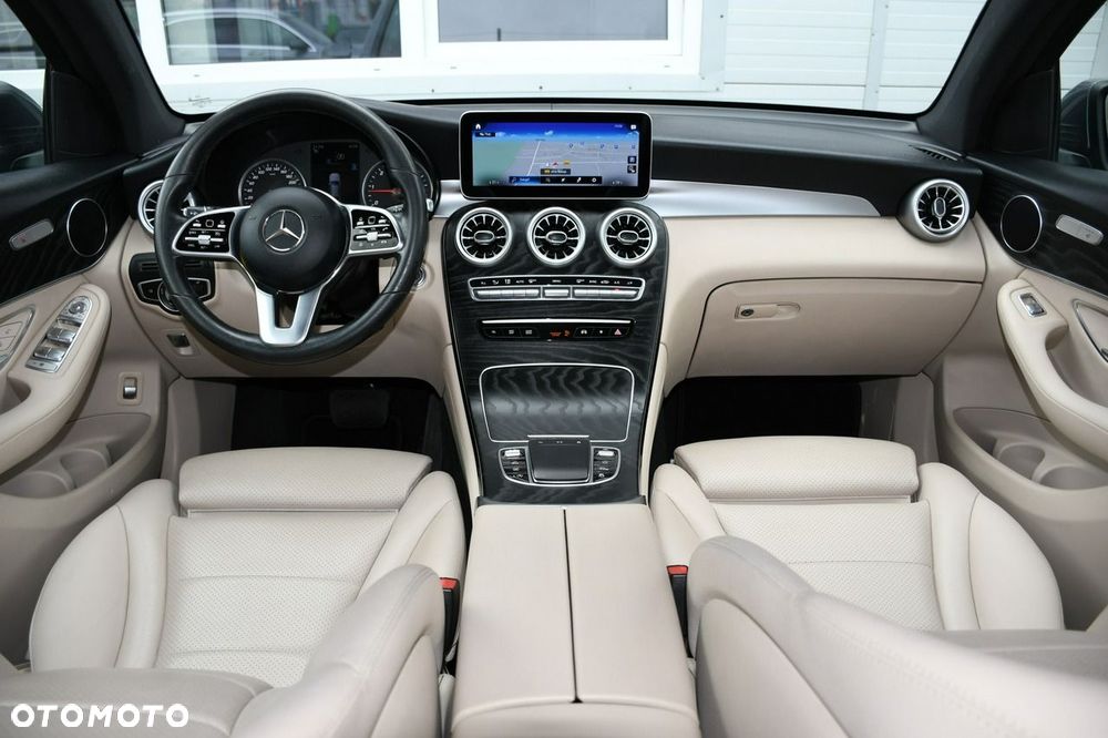 Mercedes-Benz GLC 200 d Business Edition - 2