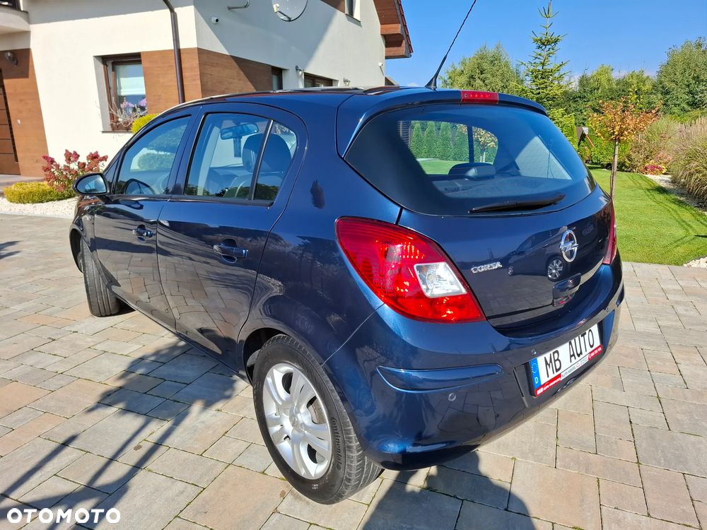 Opel Corsa 1.4 T Cosmo S&S - 16