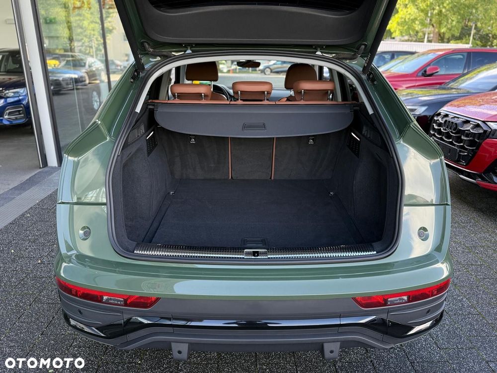 Audi Q5 Sportback - 22