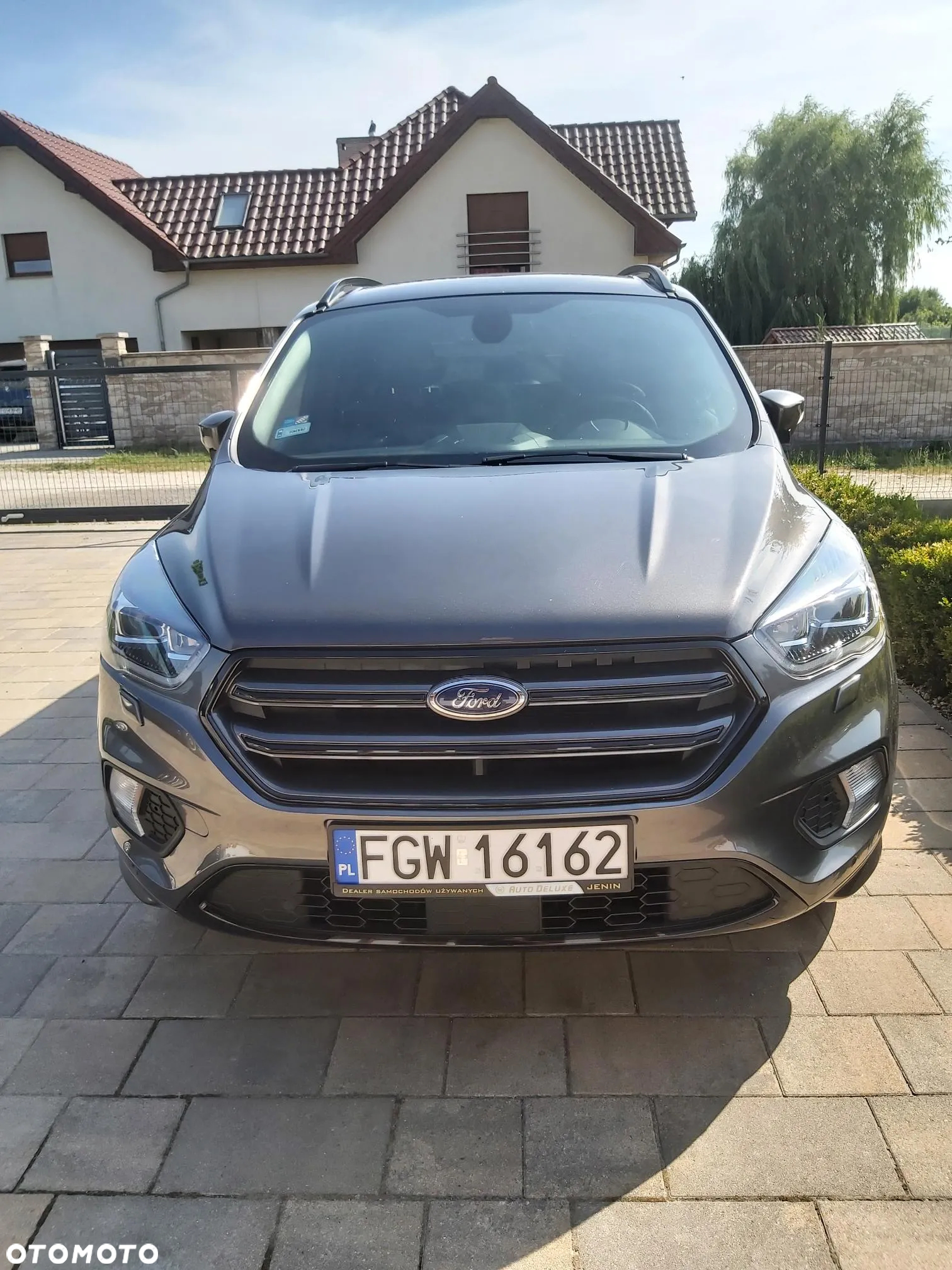 Ford Kuga 2.0 TDCi 2x4 ST-Line - 2