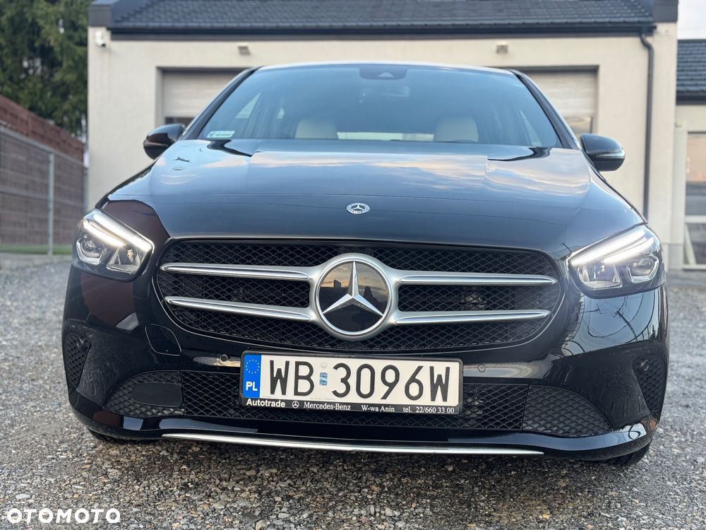 Mercedes-Benz Klasa B 180 Progressive 7G-DCT - 32