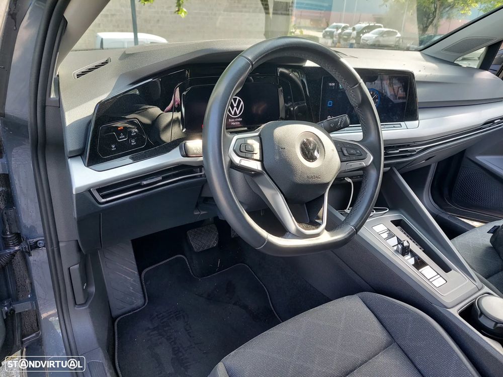 VW Golf 1.0 eTSI Life DSG - 8