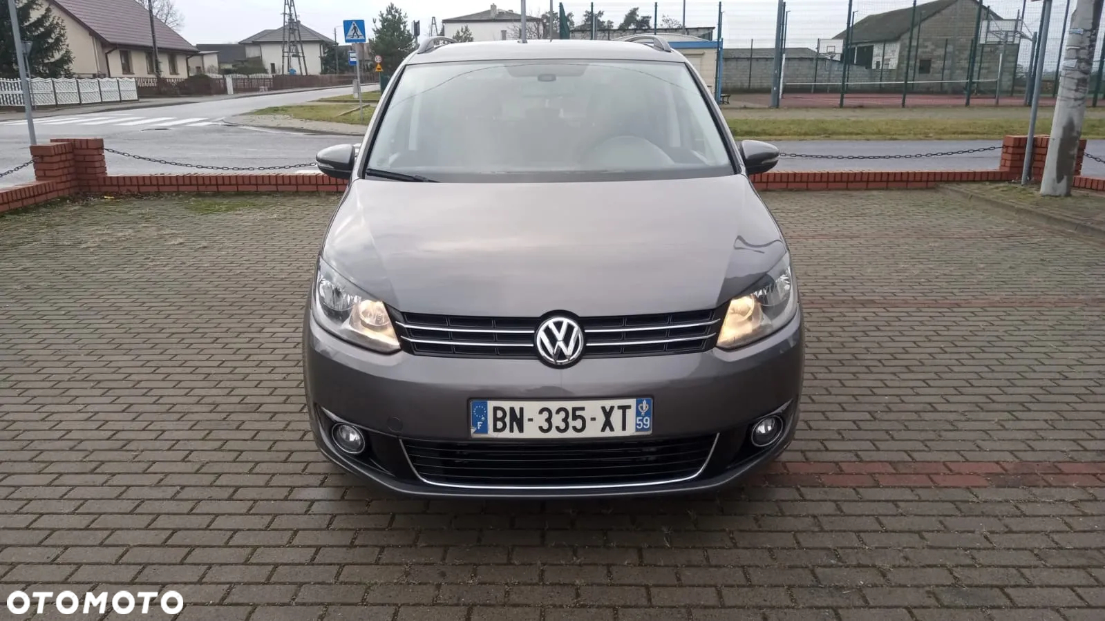 Volkswagen Touran - 3