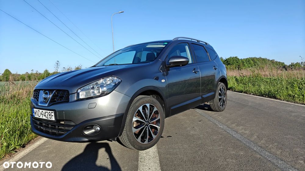 Nissan Qashqai+2 2.0 4x4 Tekna CVT - 1