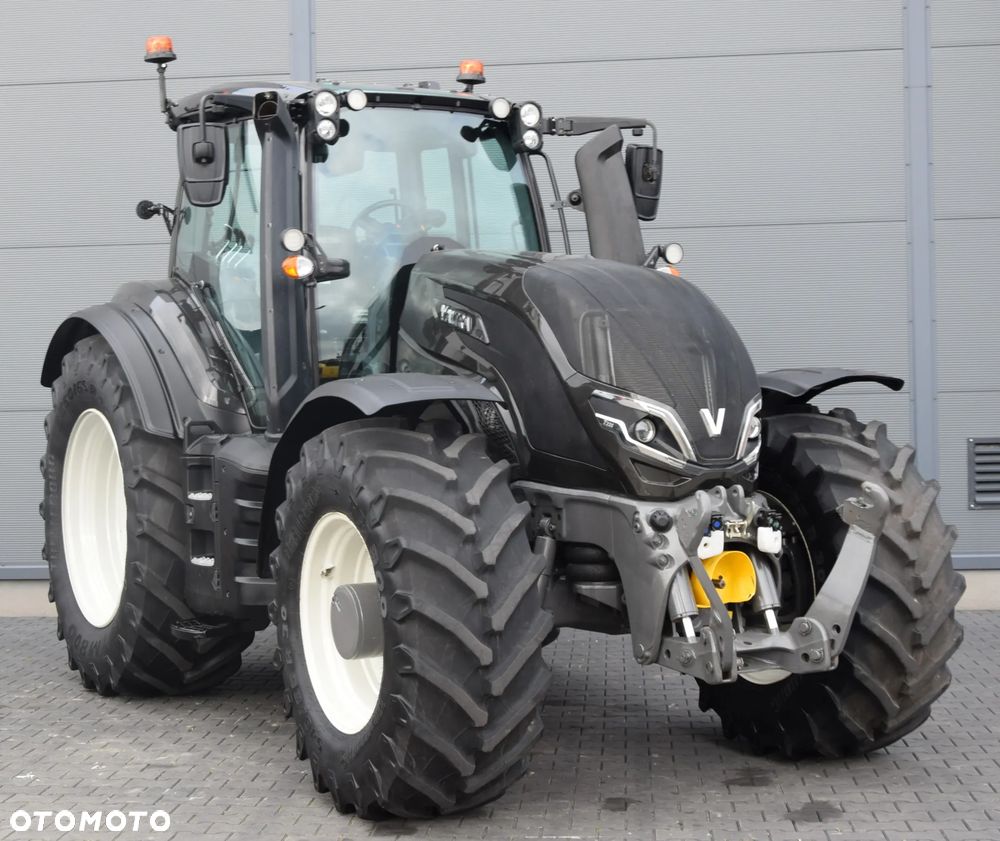 Valtra T 235A - 2