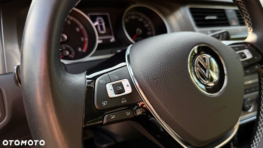 Volkswagen Golf 1.4 TSI ACT BlueMotion Technology Lounge - 28