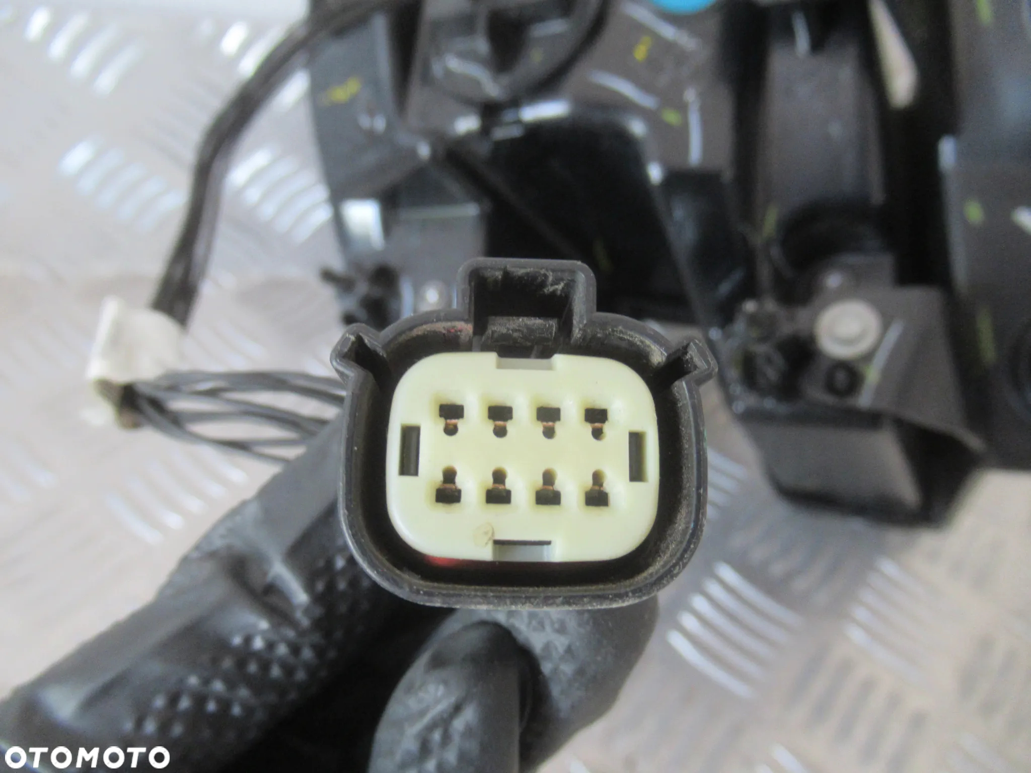 LAMPA TYLNA TYŁ PRAWA FORD MUSTANG MACH-E LED LJ8B-13404-AE 2020 - 14