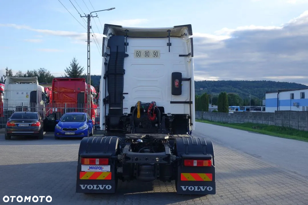 Volvo FH 500 GLOBETROTTER / STANDARD/ AUTOMAT / EURO 6 / KLIMATYZACJA POSTOJOWA/ 2 ZBIORNIKI PALIWA - 6