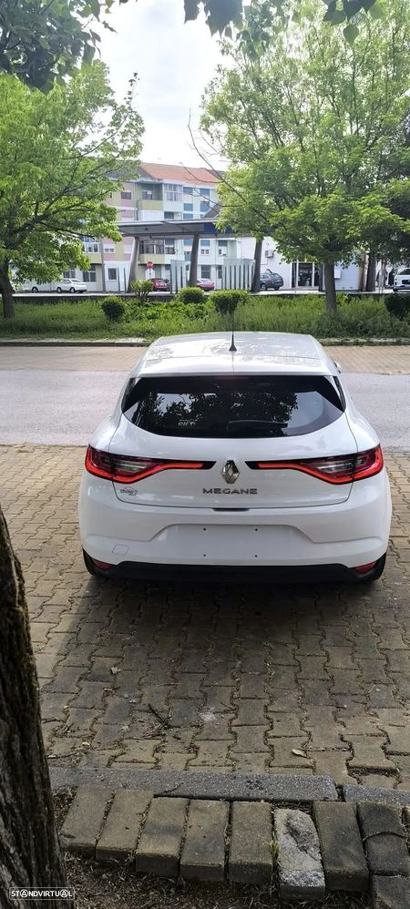Renault Mégane ENERGY dCi 110 INTENS - 4