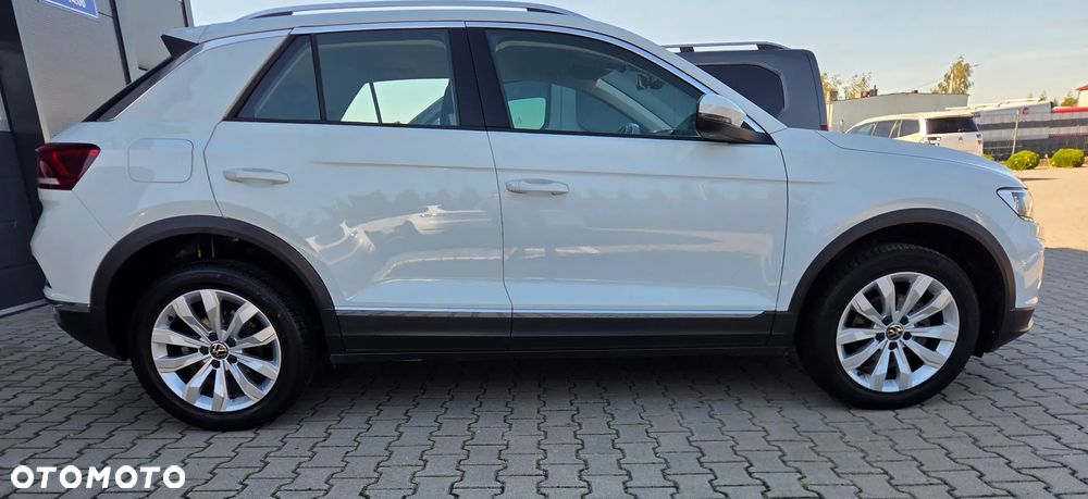 Volkswagen T-Roc - 3