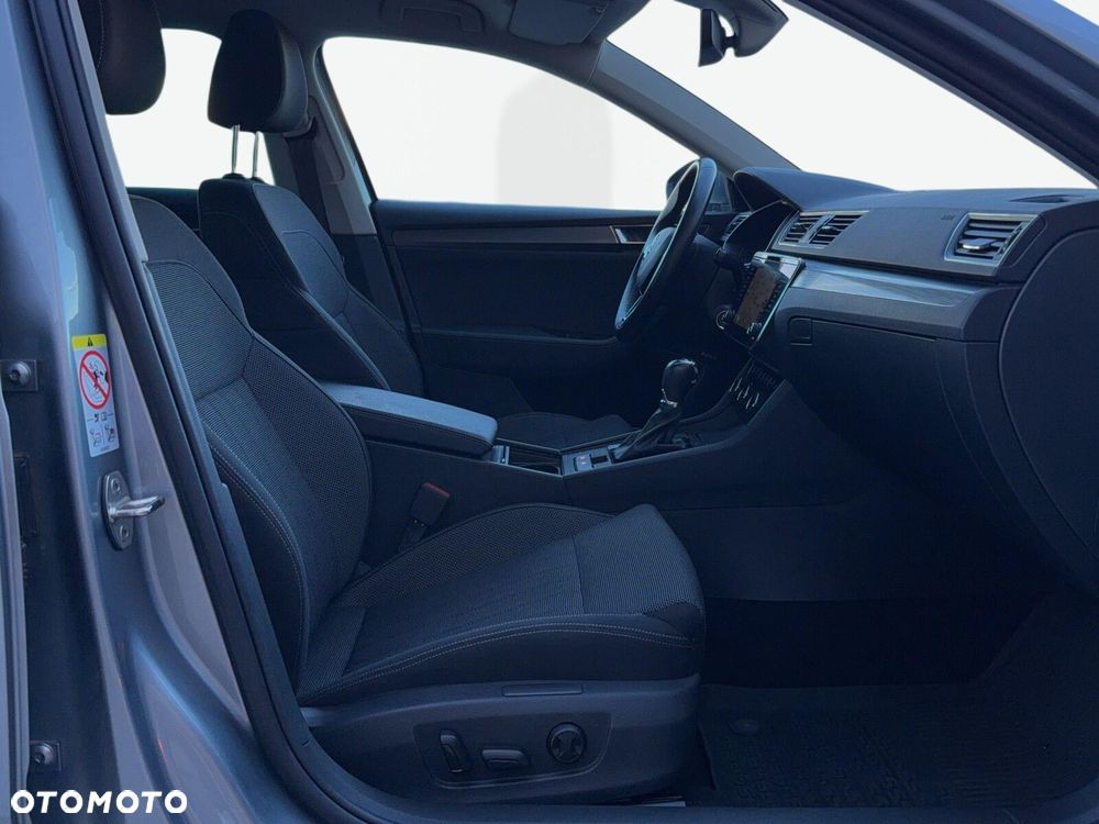 Skoda Superb 2.0 TSI Style DSG - 17