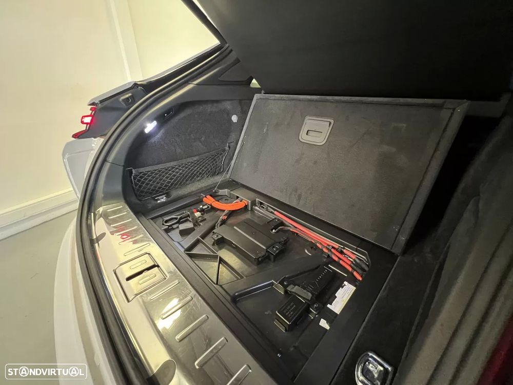 Porsche Panamera Sport Turismo 4 E-Hybrid - 56