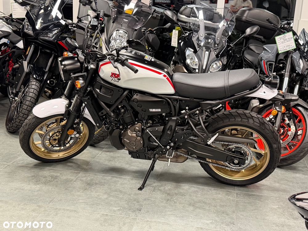 Yamaha XSR - 29