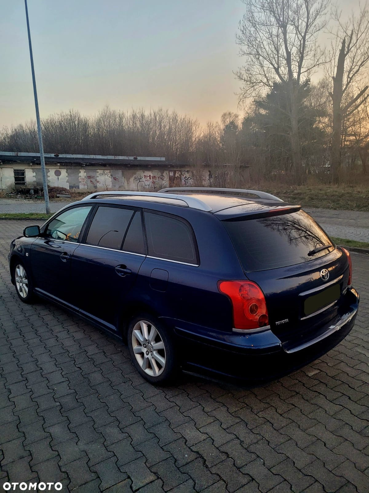 Toyota Avensis - 3
