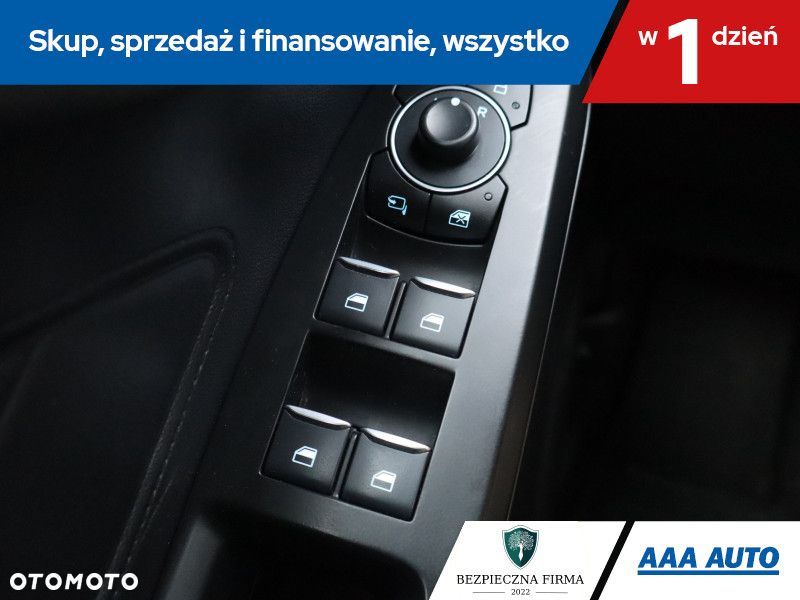 Ford Focus SW - 18