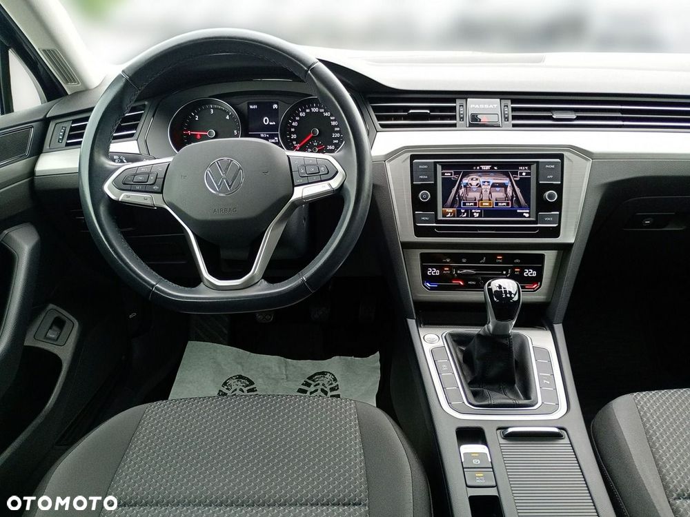 Volkswagen Passat Variant 2.0 TDI EVO Essence - 11