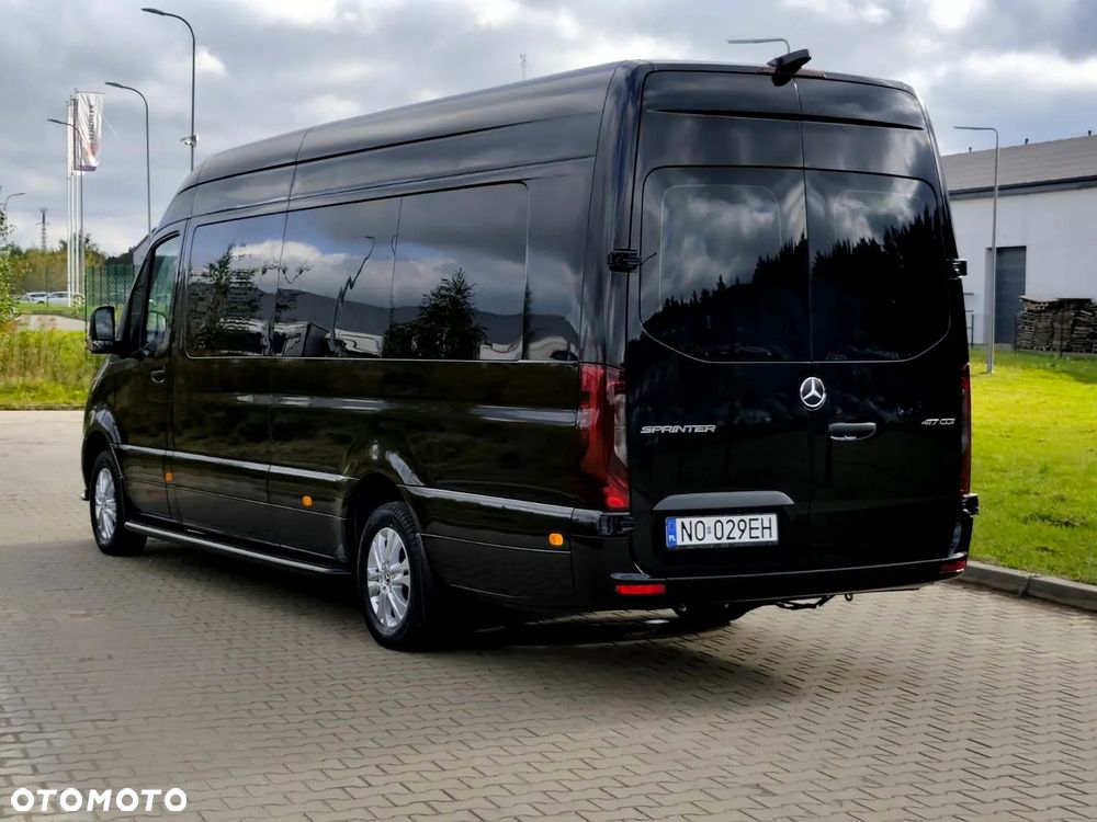 Mercedes-Benz Sprinter - 13