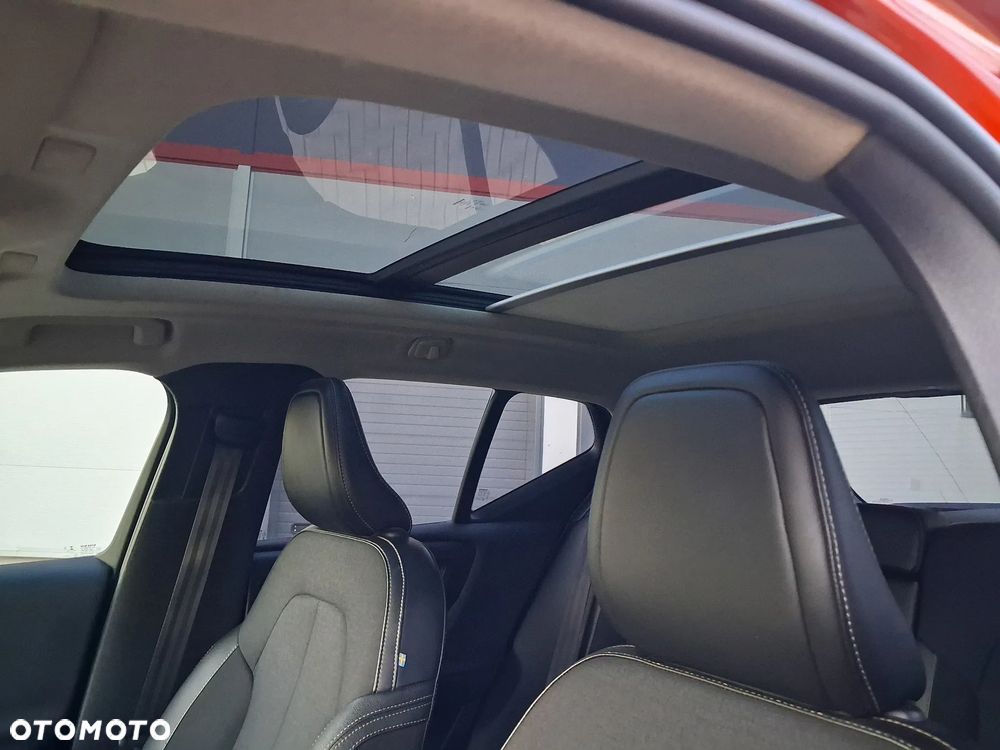 Volvo XC 40 - 28