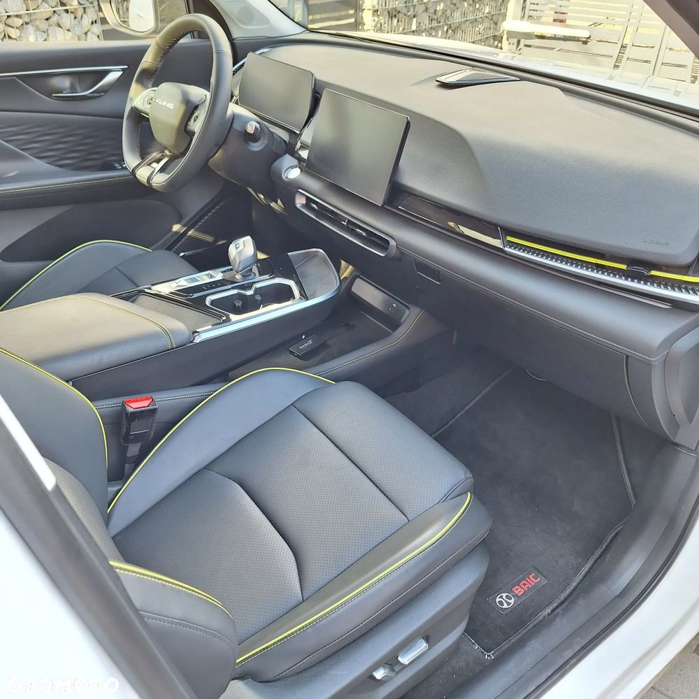 BAIC 5 Beijing 1.5T Comfort DCT - 18