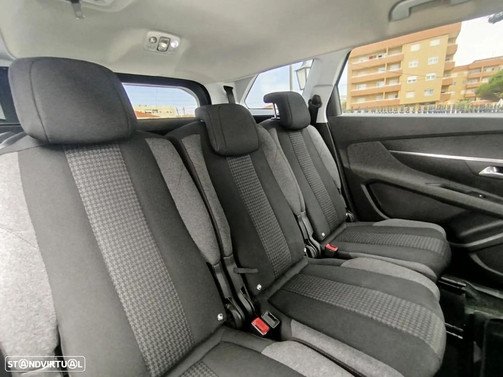 Peugeot 5008 BlueHDI 120 EAT6 Stop & Start Allure - 11