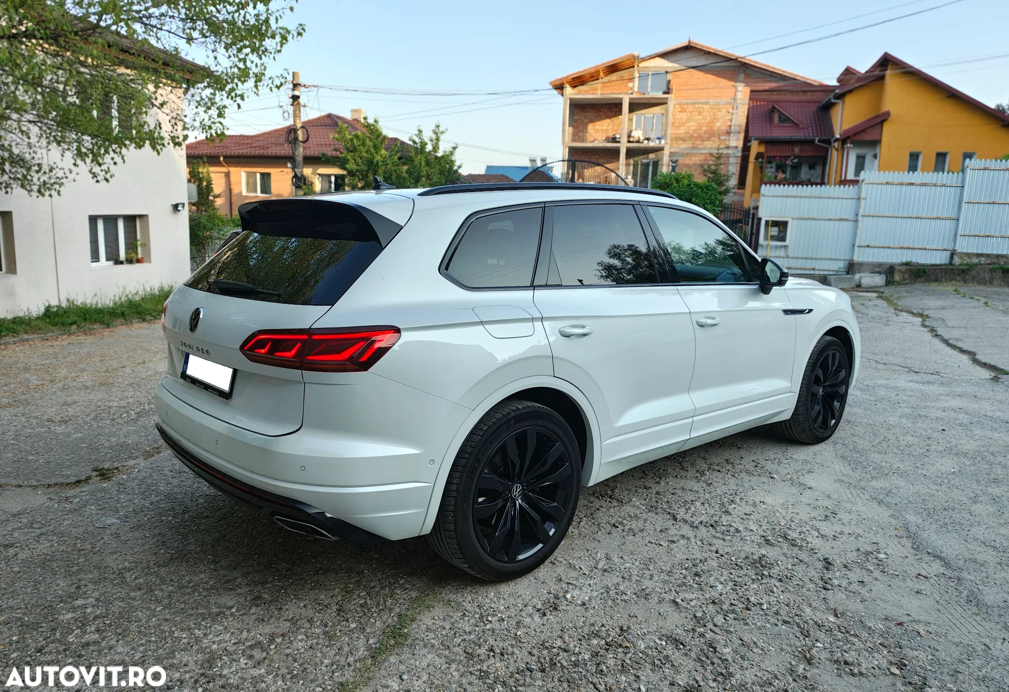 Volkswagen Touareg V6 TDI 4MOTION R-Line - 6