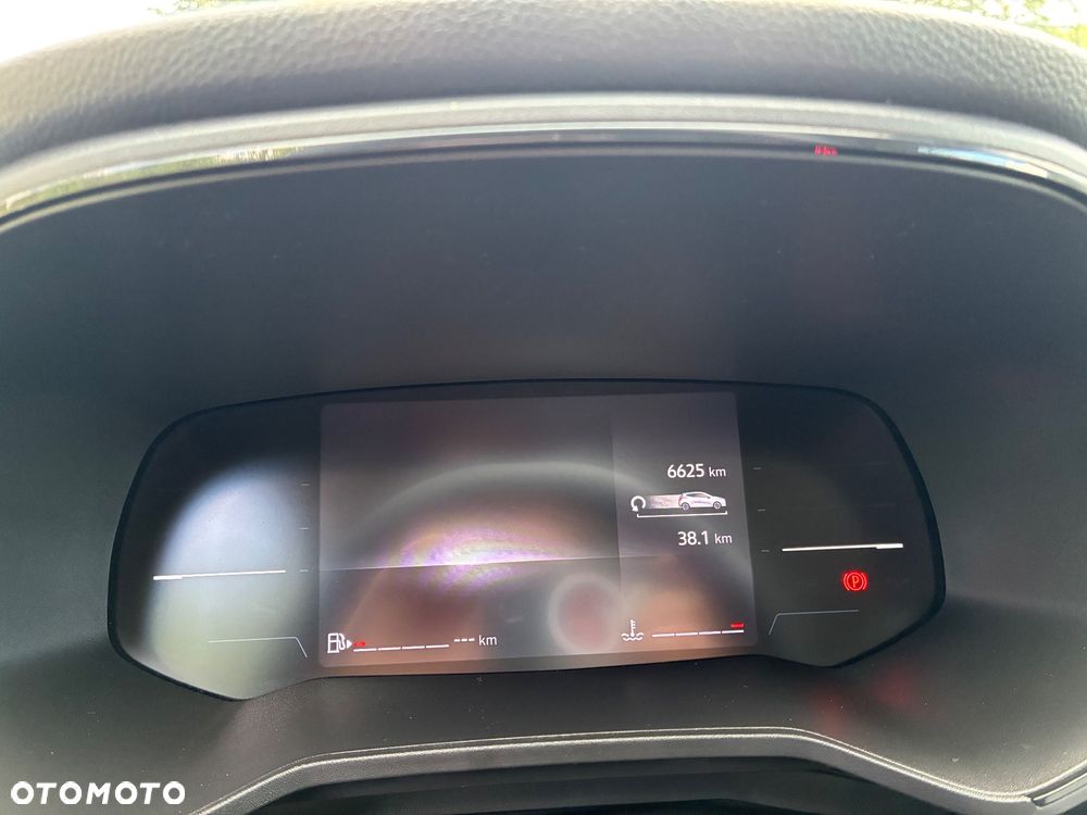Renault Clio - 21