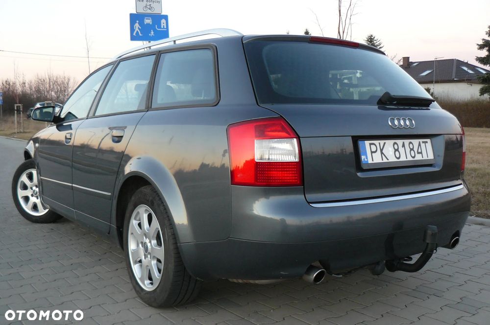 Audi A4 Avant - 13