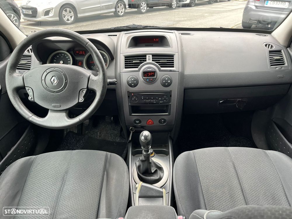 Renault Mégane 1.5 dCi SL Sportway - 8