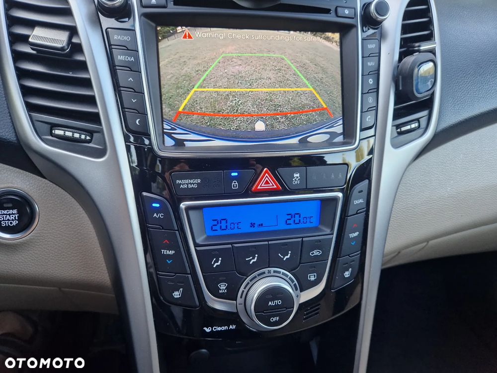 Hyundai i30 - 12