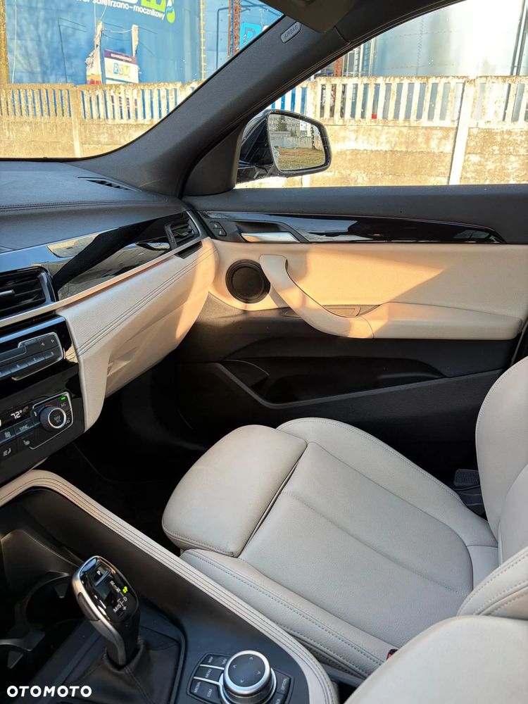 BMW X2 sDrive20i Advantage Plus - 19