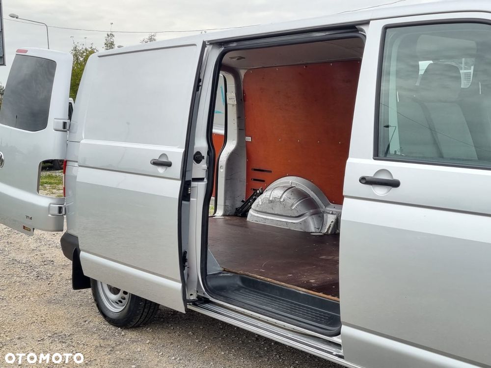 Volkswagen Transporter - 7