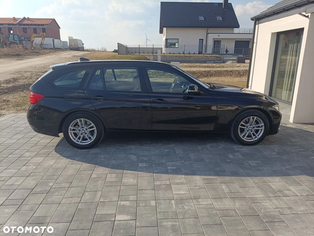 BMW Seria 3 320d DPF - 3