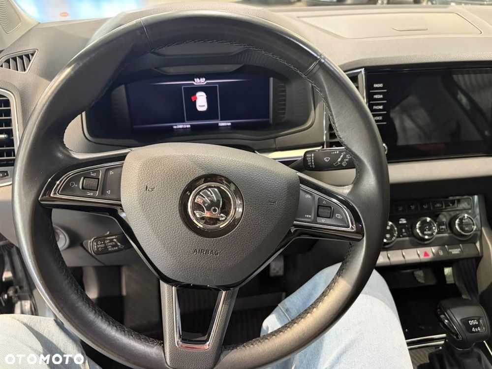 Skoda Karoq 2.0 TDI SCR 4x4 DSG Style - 9