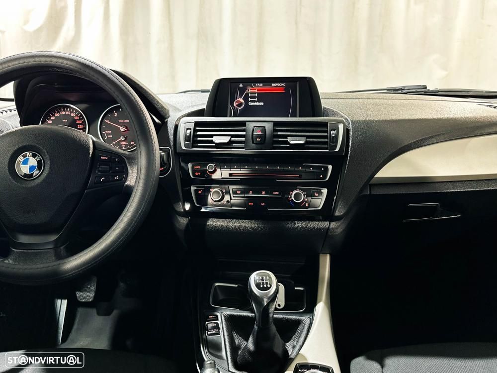 BMW 116 d Line Sport - 22