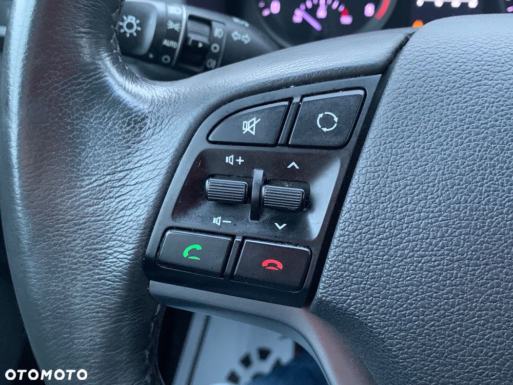 Hyundai ix35 blue 1.6 2WD Finale Gold - 22