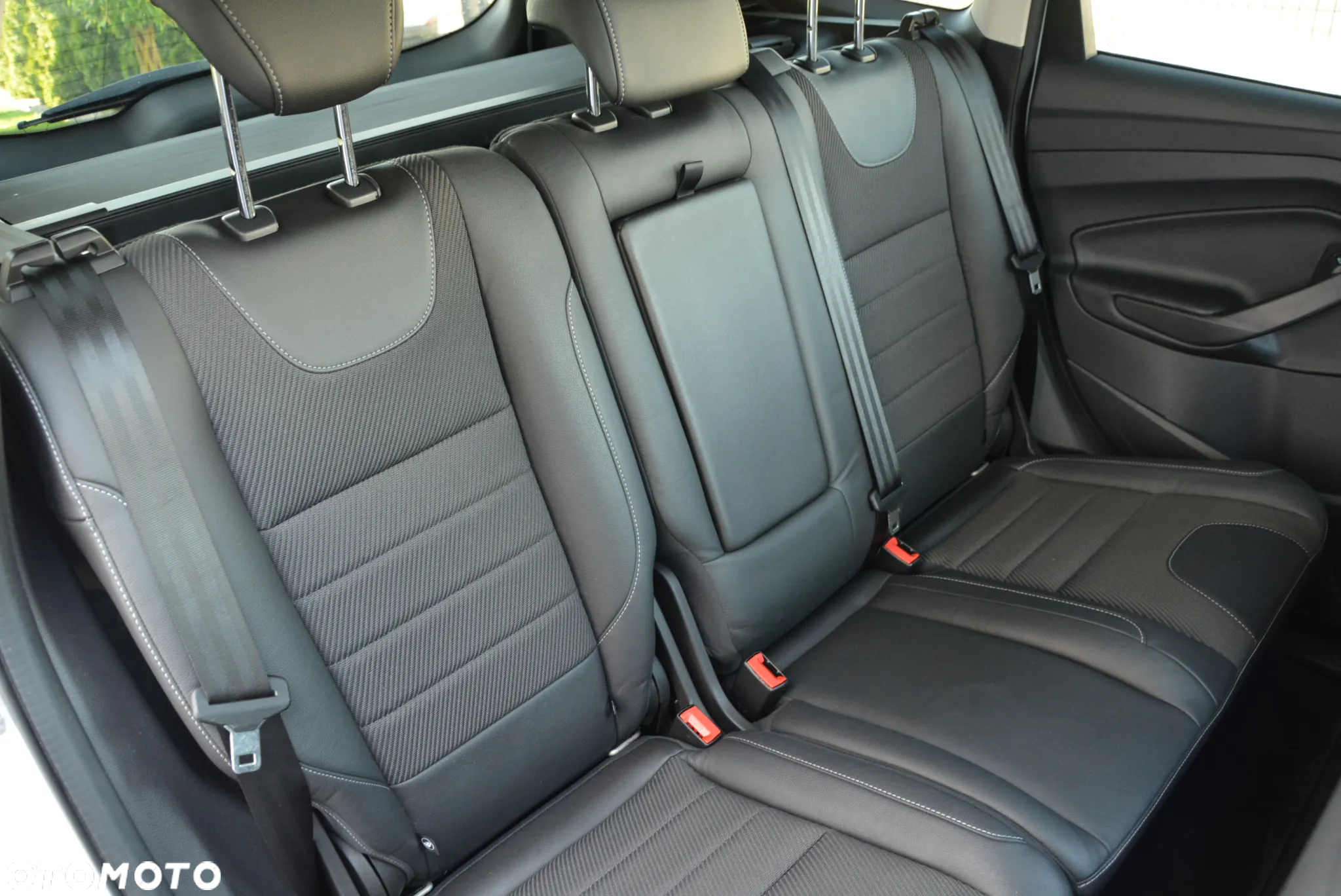 Ford Kuga 2.0 TDCi 4x4 Individual - 34