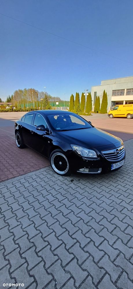 Opel Insignia 2.0 Turbo 4x4 Cosmo - 2