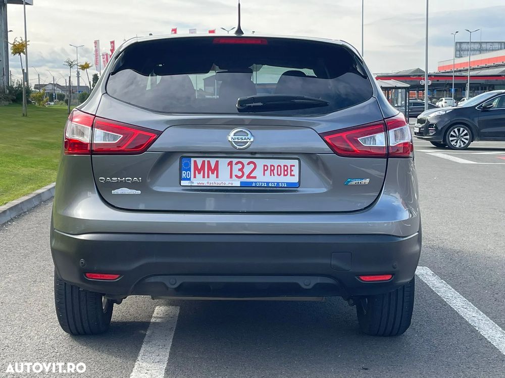 Nissan Qashqai 1.6 DCI Start/Stop N-Connecta - 32