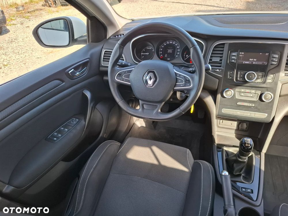 Renault Megane 1.3 TCe FAP Life - 17