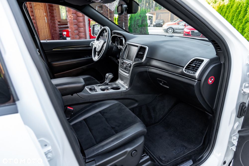 Jeep Grand Cherokee 3.0I Multijet Night Eagle - 23