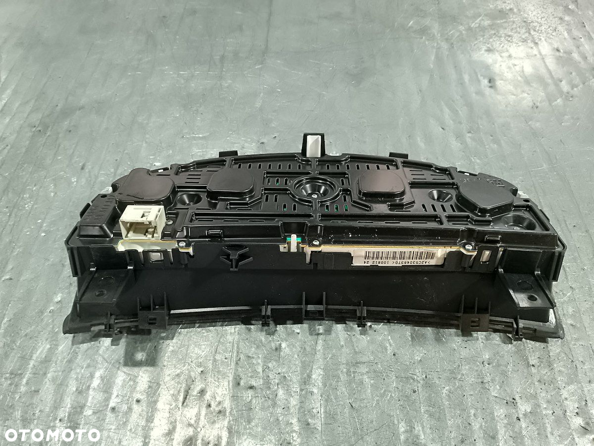 LICZNIK OPEL VECTRA C 93177507 A2C53046370 3.2 V6 - 6