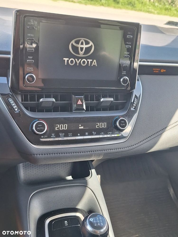 Toyota Corolla 1.6 Comfort - 10