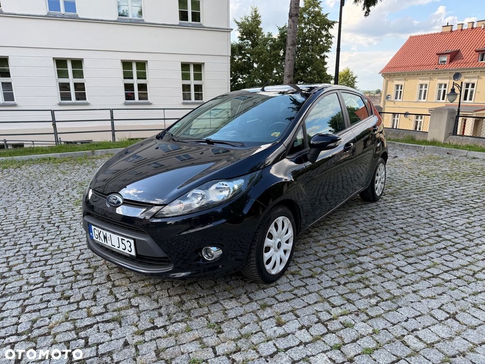 Ford Fiesta 1.25 Champions Edition - 33
