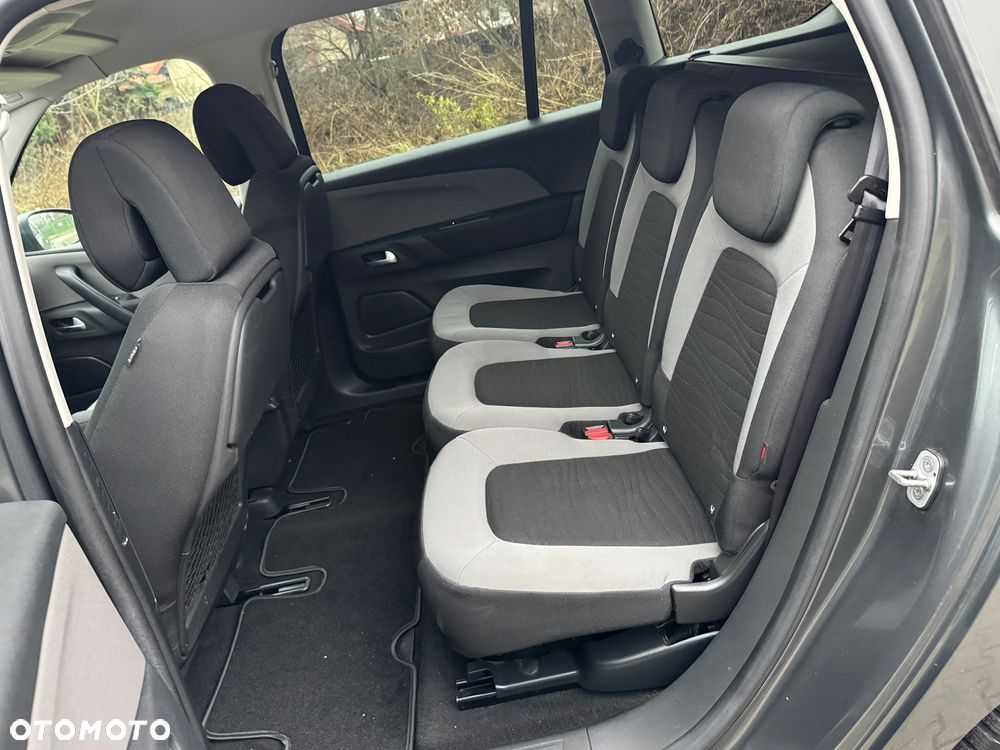 Citroën C4 Grand Picasso - 19