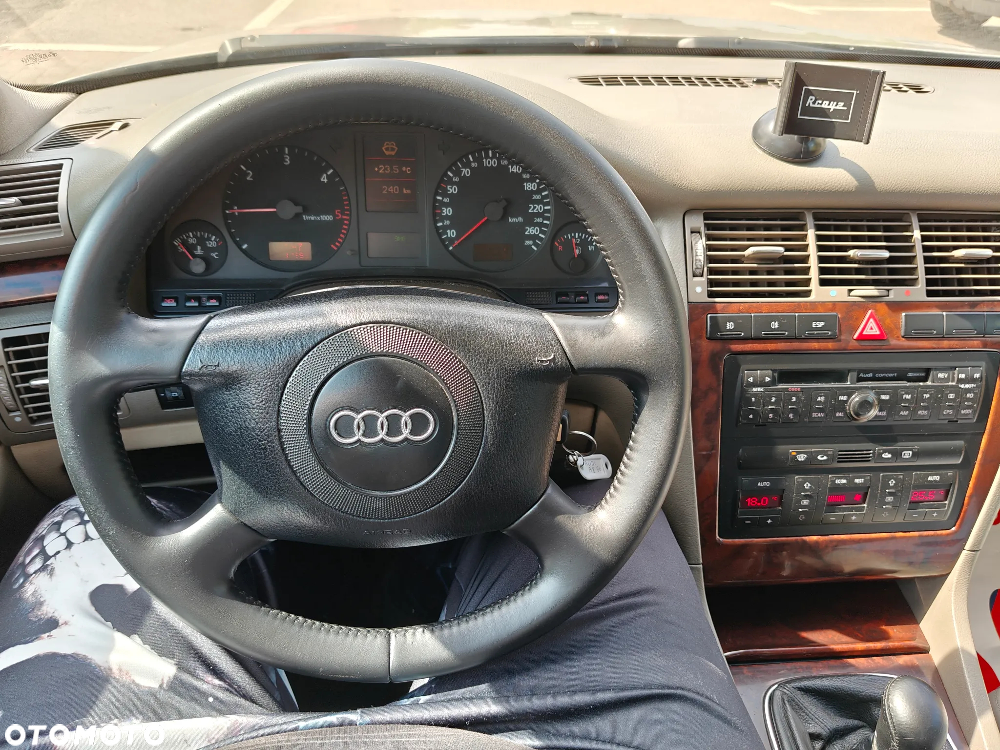 Audi A6 Avant 2.5 TDI - 20