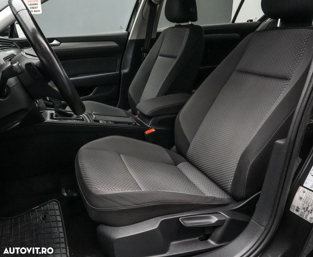 Volkswagen Passat 2.0 TDI DSG Comfortline - 13