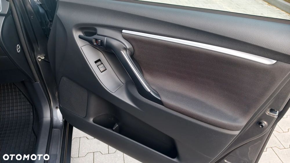 Toyota Verso 1.8 7-Sitzer Edition S - 36