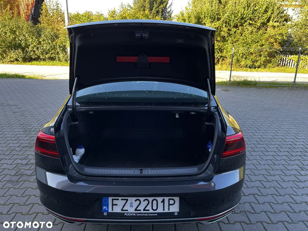 Volkswagen Passat 2.0 TDI EVO Elegance DSG - 5
